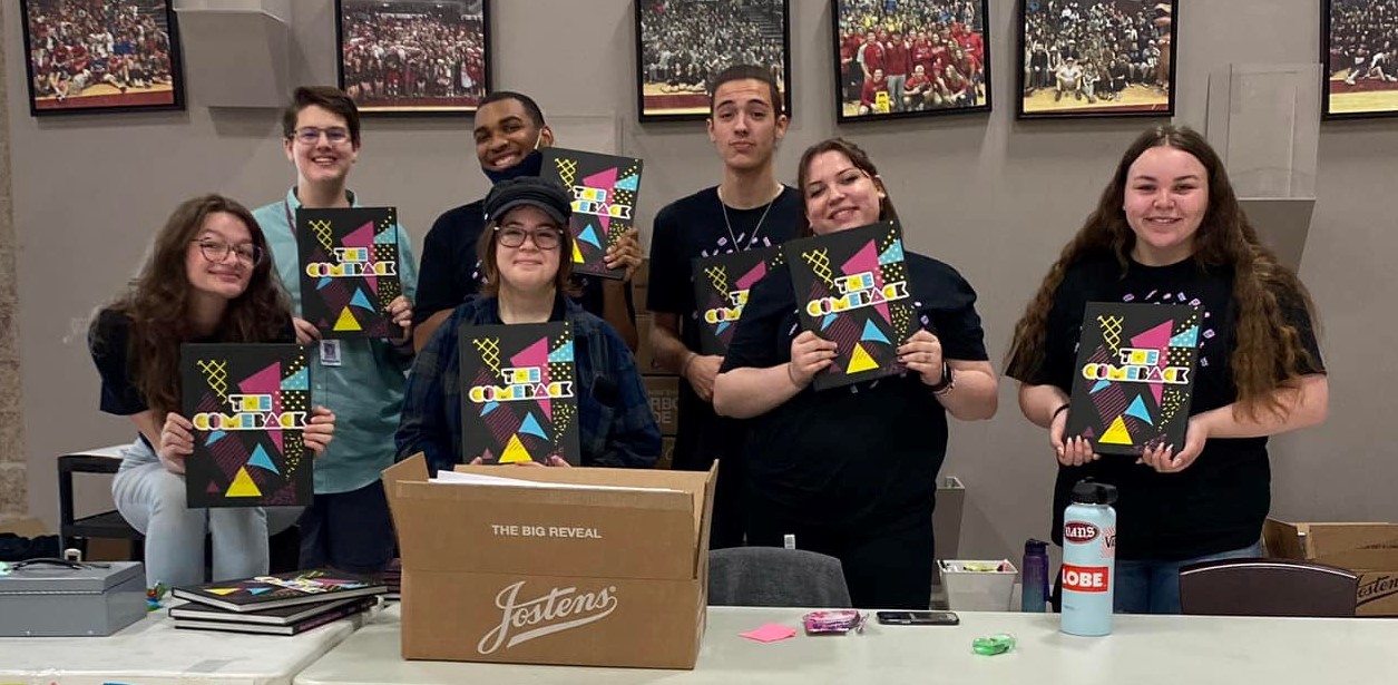 Yearbook Distribution 2022